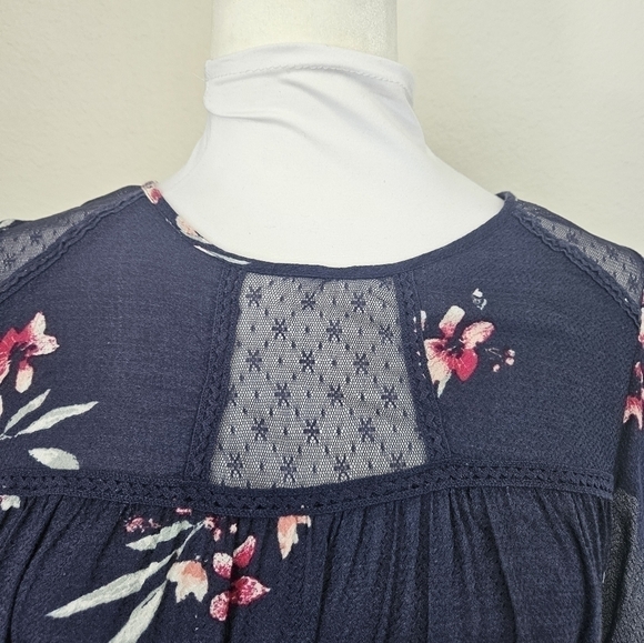 Rewind Juniors' Short Sleeve Flutter Top - Picture 7 of 11